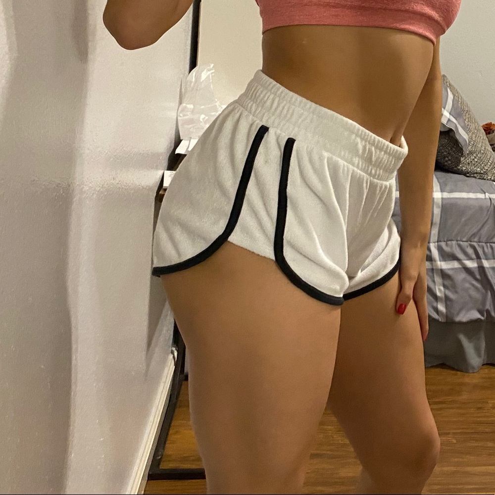 Super cute while lounge shorts